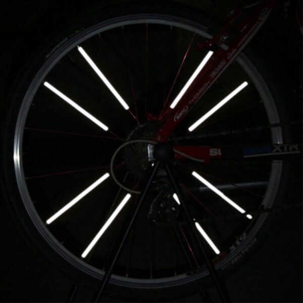 Lumini Bicicleta Avex AVX-AG402 păreri