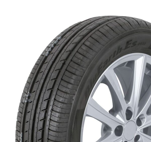 Anvelope turisme YOKOHAMA 195/65R15 LOYO 91H ES32 păreri
