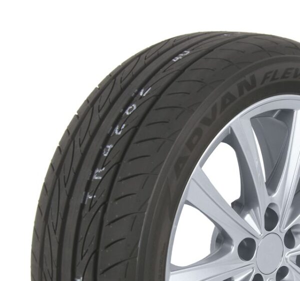 Anvelope turisme YOKOHAMA 205/55R17 LOYO 91V V701 păreri