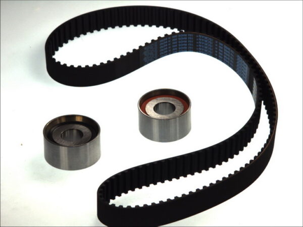 Set curea de distributie DAYCO DAYKTB305 păreri