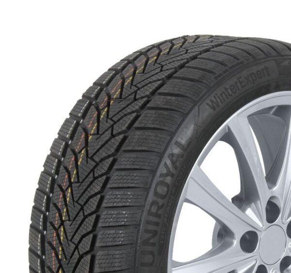 Anvelope turisme UNIROYAL 225/50R17 ZOUN 98V WEX păreri